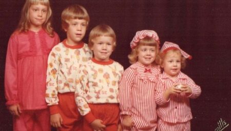 Funny Sibling Photos